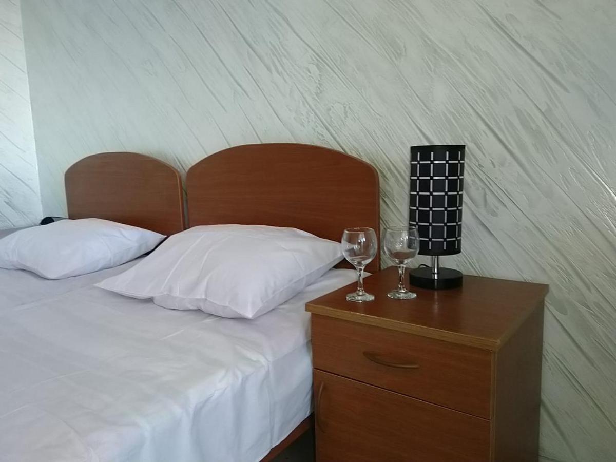 Geno Guest House Kvariati Exterior foto