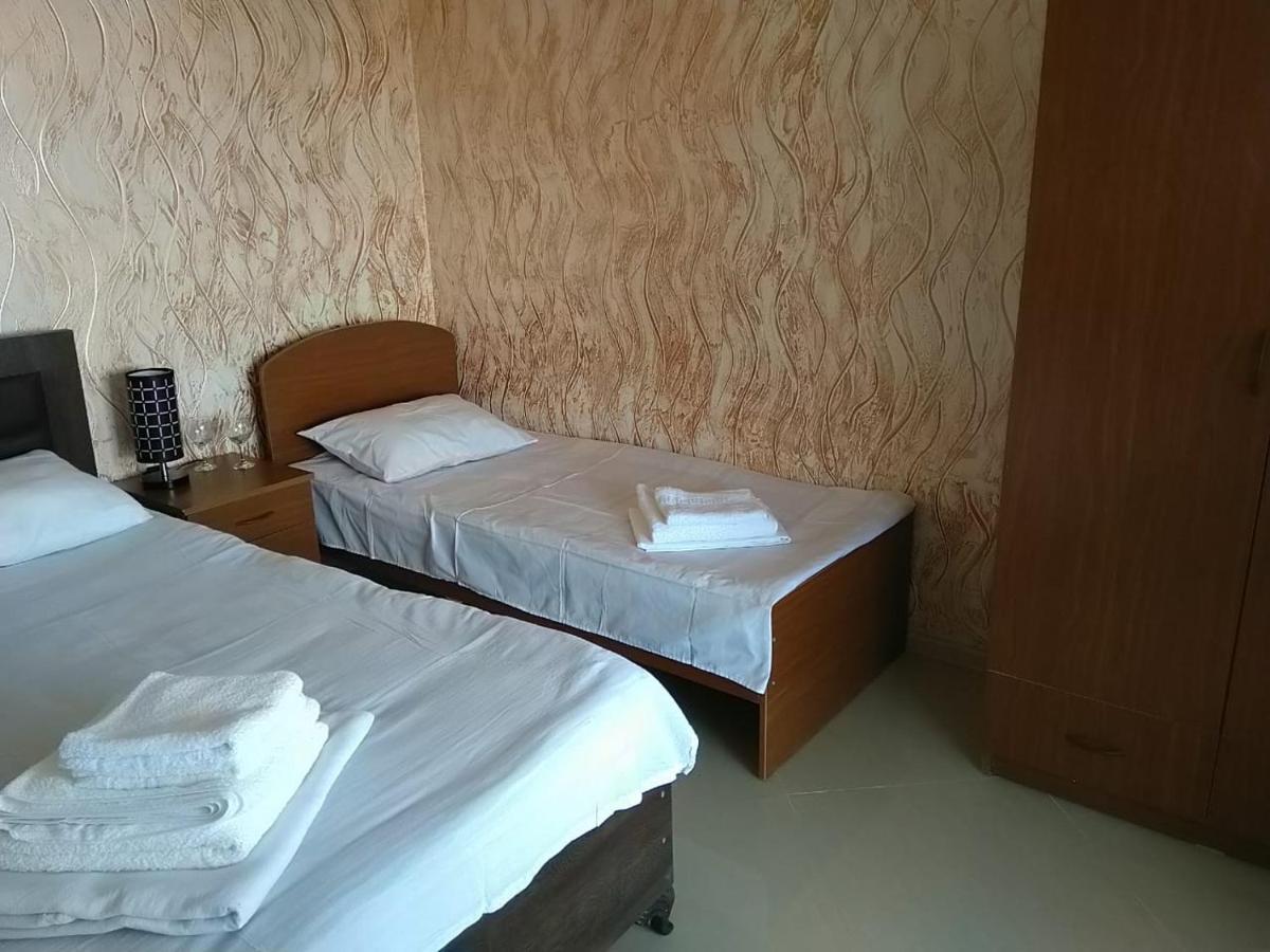 Geno Guest House Kvariati Exterior foto